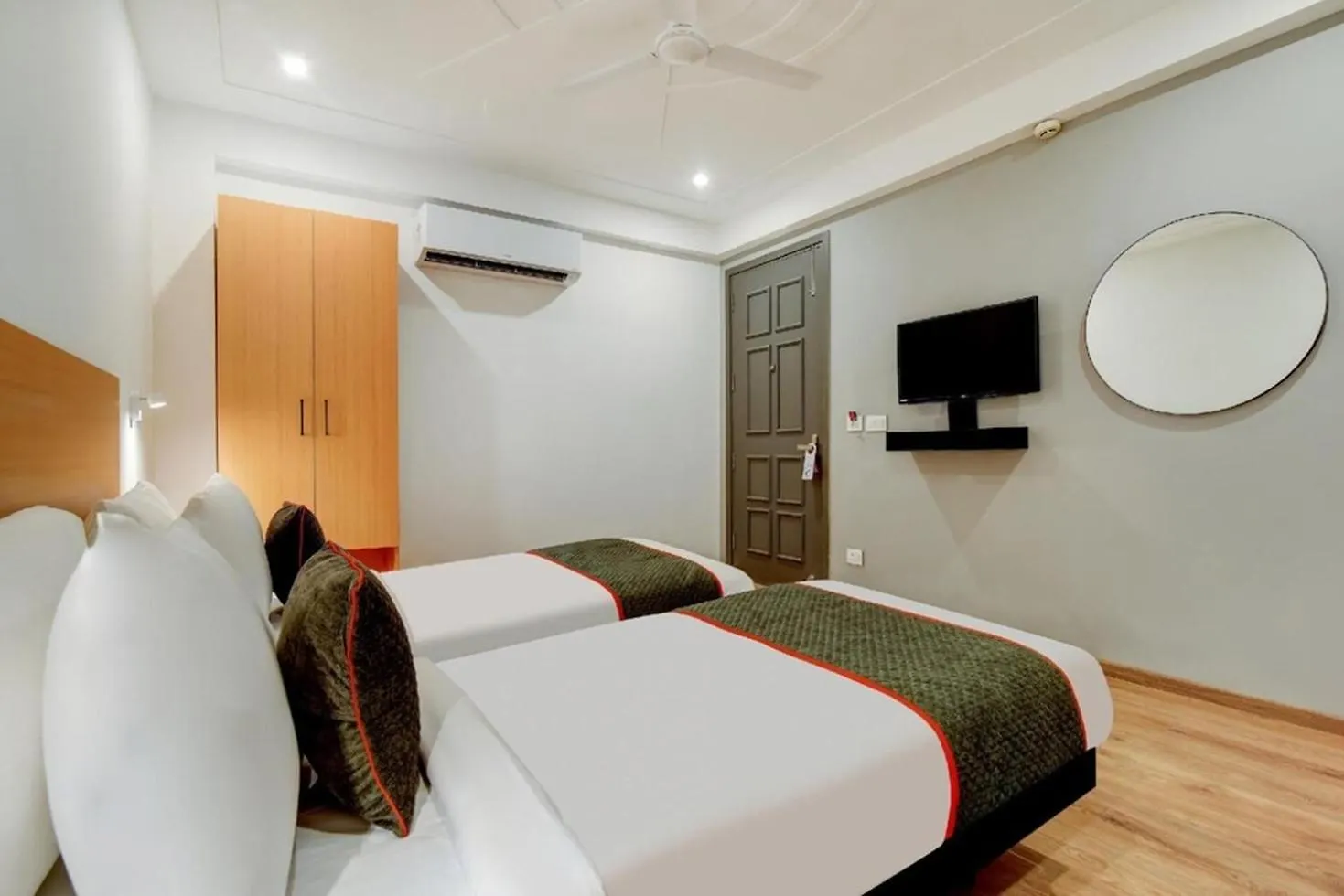 Akshay Home Stay Gurgaon India