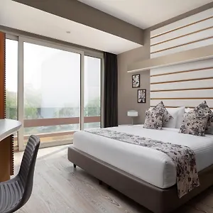 3* Hotel The Atara